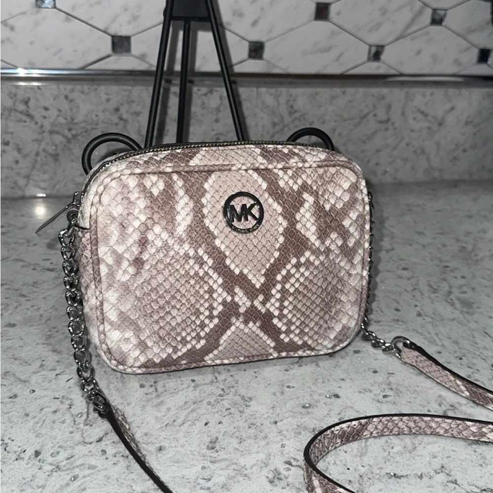 Michael Kors Snake Print Crossbody Bag Cindy Leather Purse AUTHENTIC Like New - Picture 1 of 12
